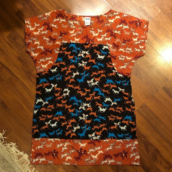 NU Mid Length Horse Dress. S/M. Light material. - Picture 2 of 8